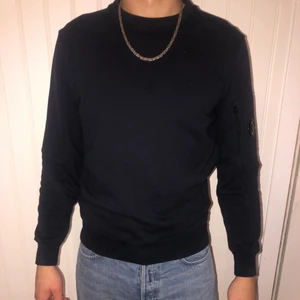 c.p.company - snygg c.p.company swetshirt, andvänd få tal gånger bra skick!