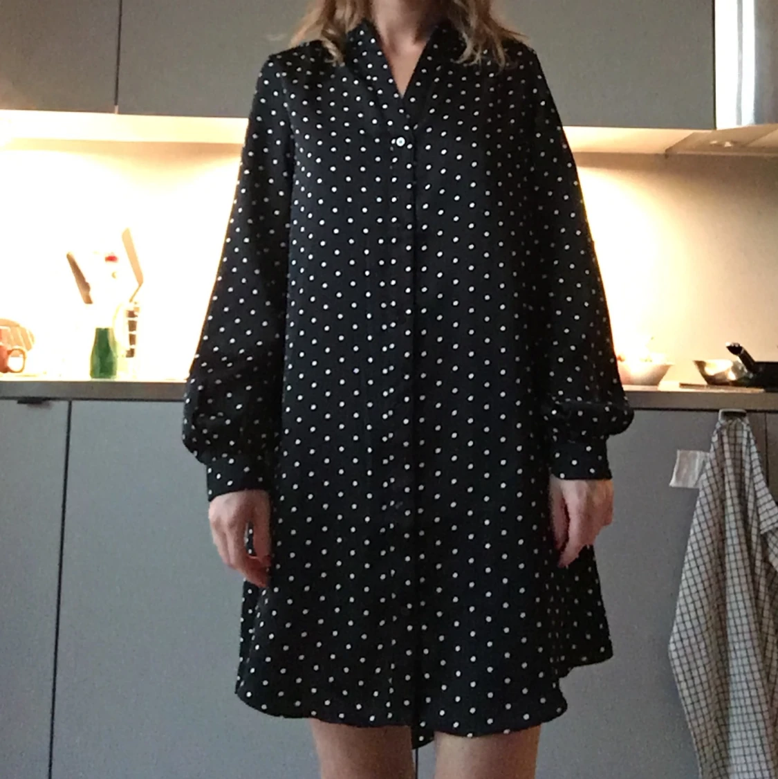 Prickig klänning från H&M 