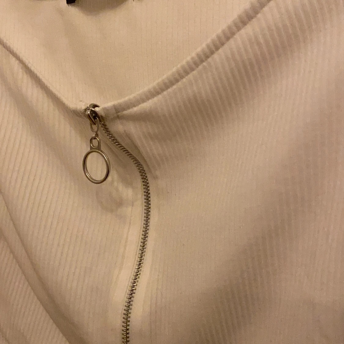 Långärmad vit topp - 90