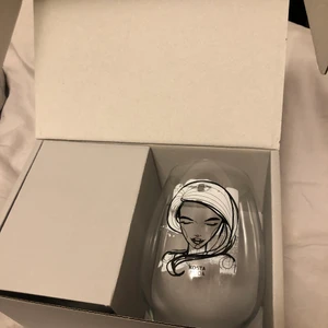 Kosta Boda glas - Två kosta Boda ”all about you” glas. Aldrig använda