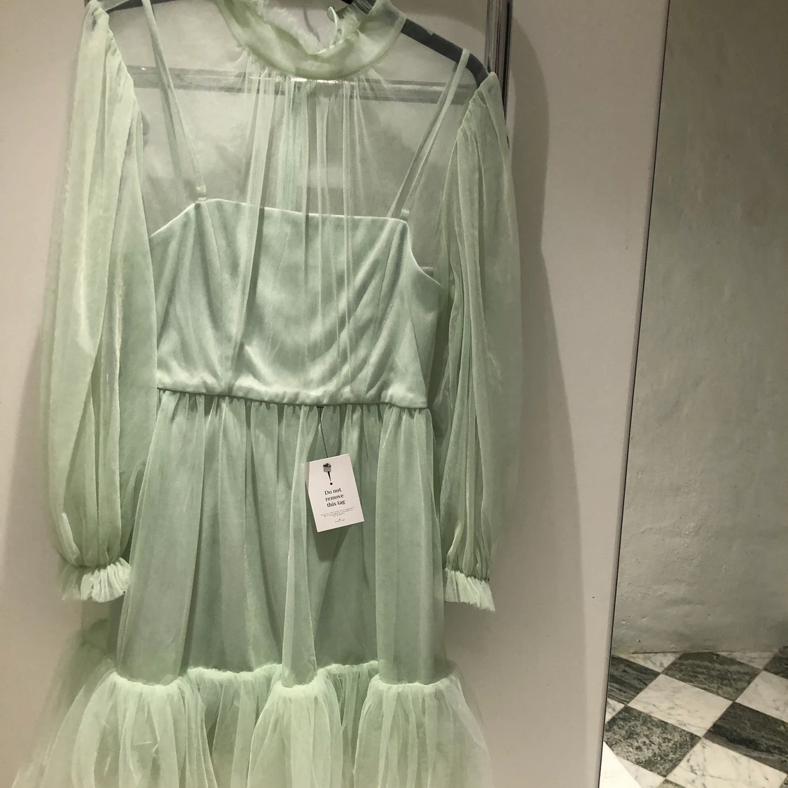 Oanvänd By Malina klänning - 90