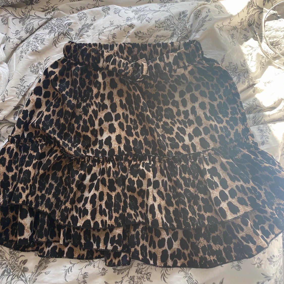 Leopard kjol storlek xs/s