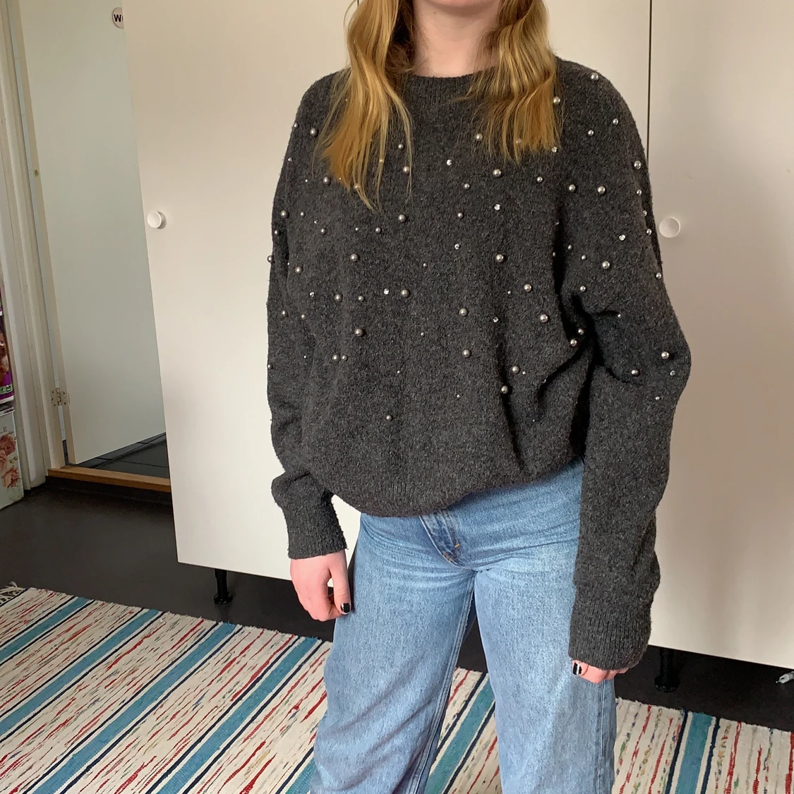 Stickad tralla med pärlor  - 90