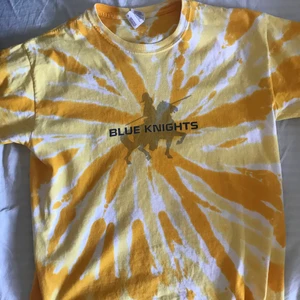 Tröja från beyondretro - Sjukt snygg tröja som inte kommer till användning längre 