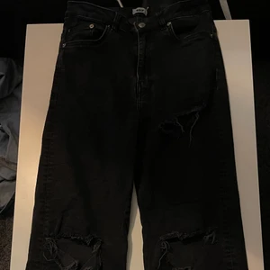 Vida raka jeans ifrån lager157 - Säljer nu mina favvojeans då de är försmå storlek M men är som en S frakt tillkommer (skriv om du vill ha en bättre bild) 