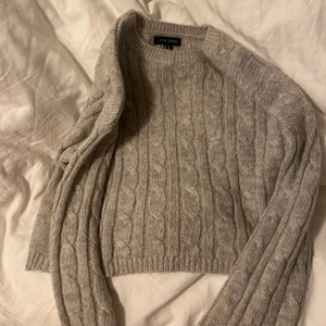 Jättefin stickad tröja från new look  - Perfekt inför våren, tveka inte vid frågor💓💓