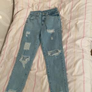 Superfina och bekväma jeans i storleken Small, oanvänd 