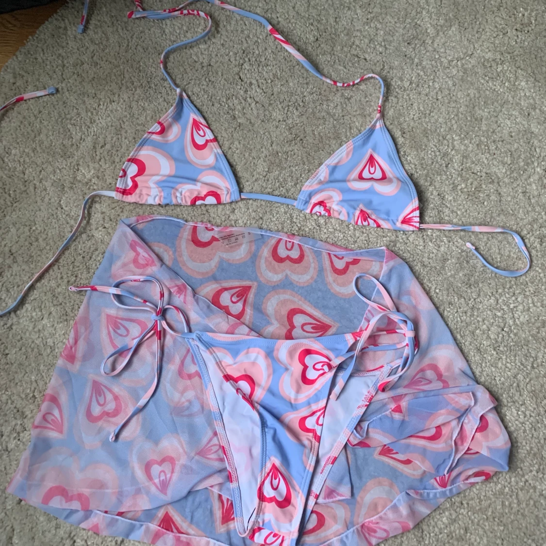 Bikini med hjärtan (överdel+underdel) - 91