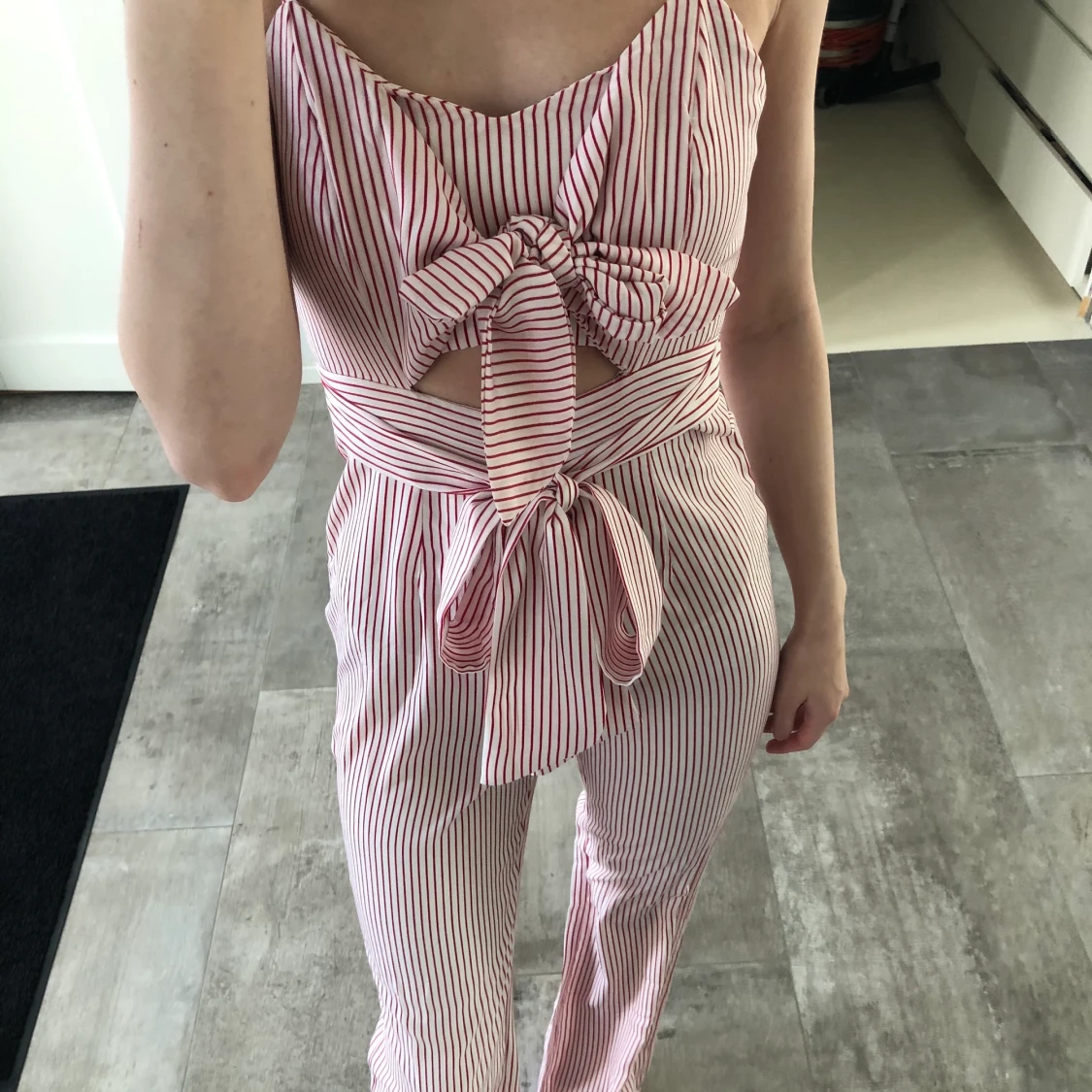 Jumpsuit från Prettylittlething - 90