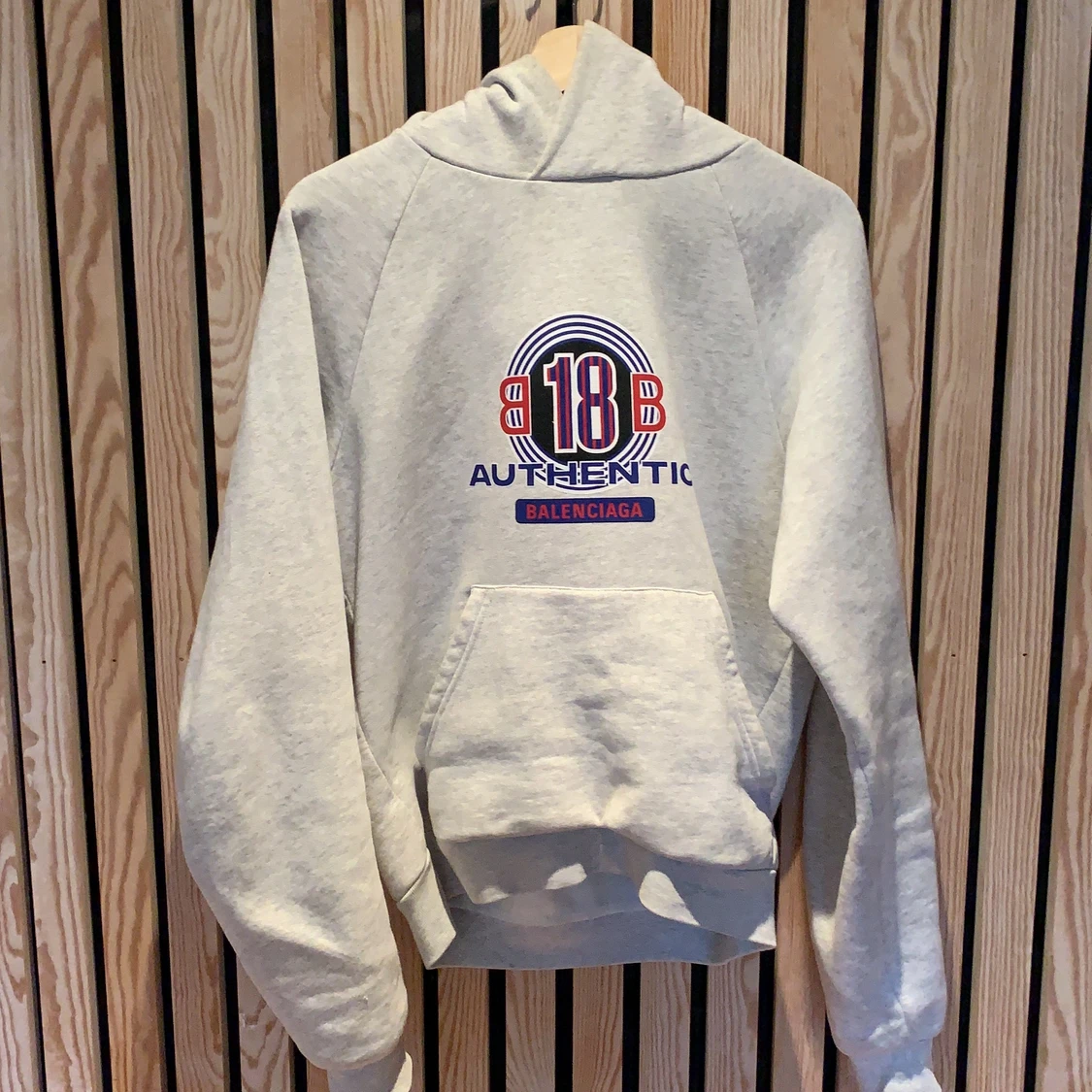 Balenciaga ”AUTHENTIC” Hoodie - XS - 90