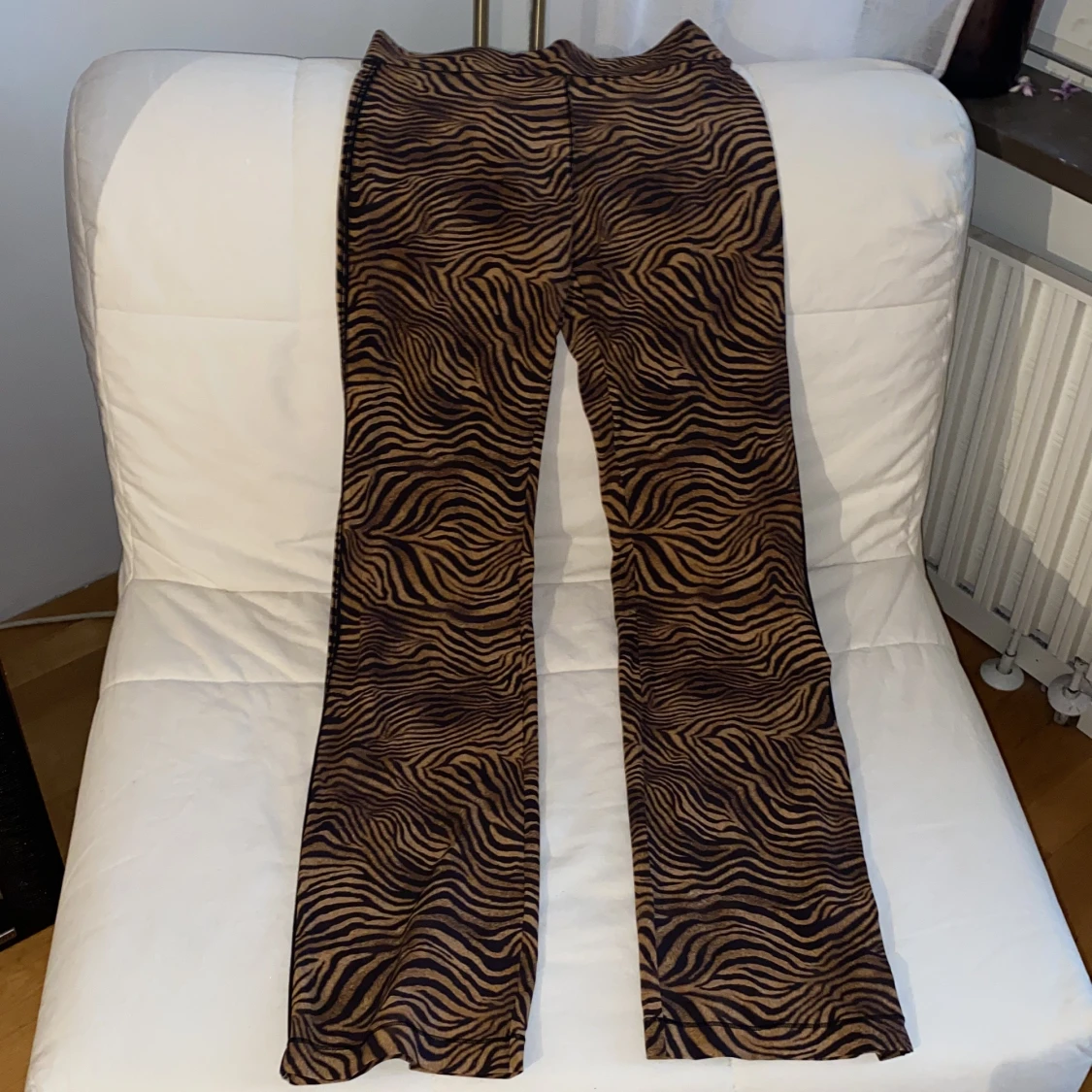 Utsvängda träningsbyxor  - 90