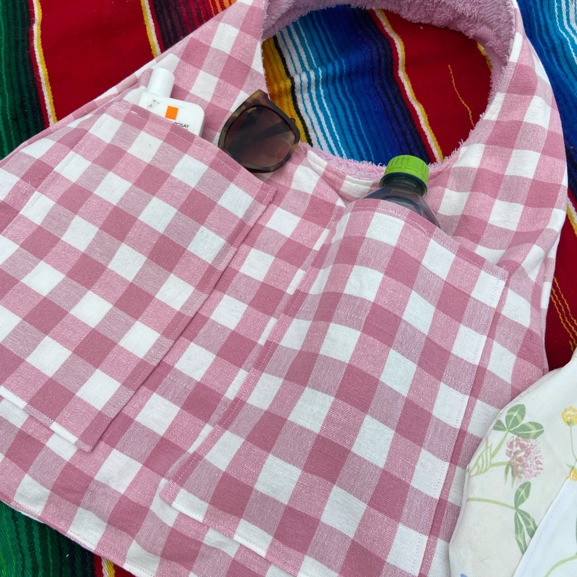 Handsydd rosa handväska i frotté  - 90