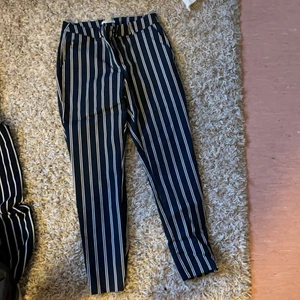 Kostymbyxa - Kostymbyxa från H&M, aldrig använda