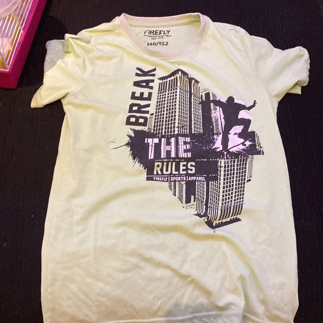 Grön T-shirt  storlek 146/152 - 90