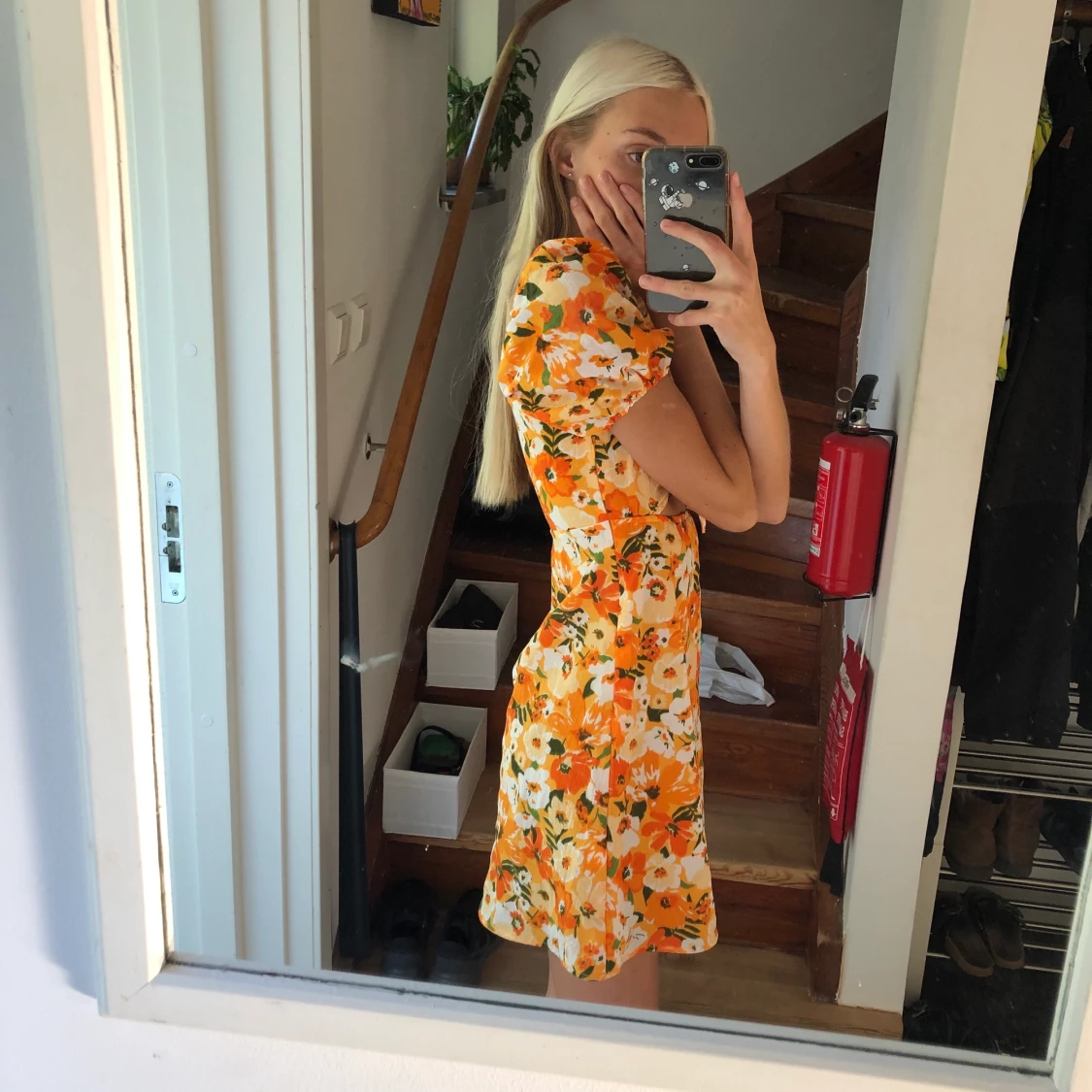 blommig klänning - 90