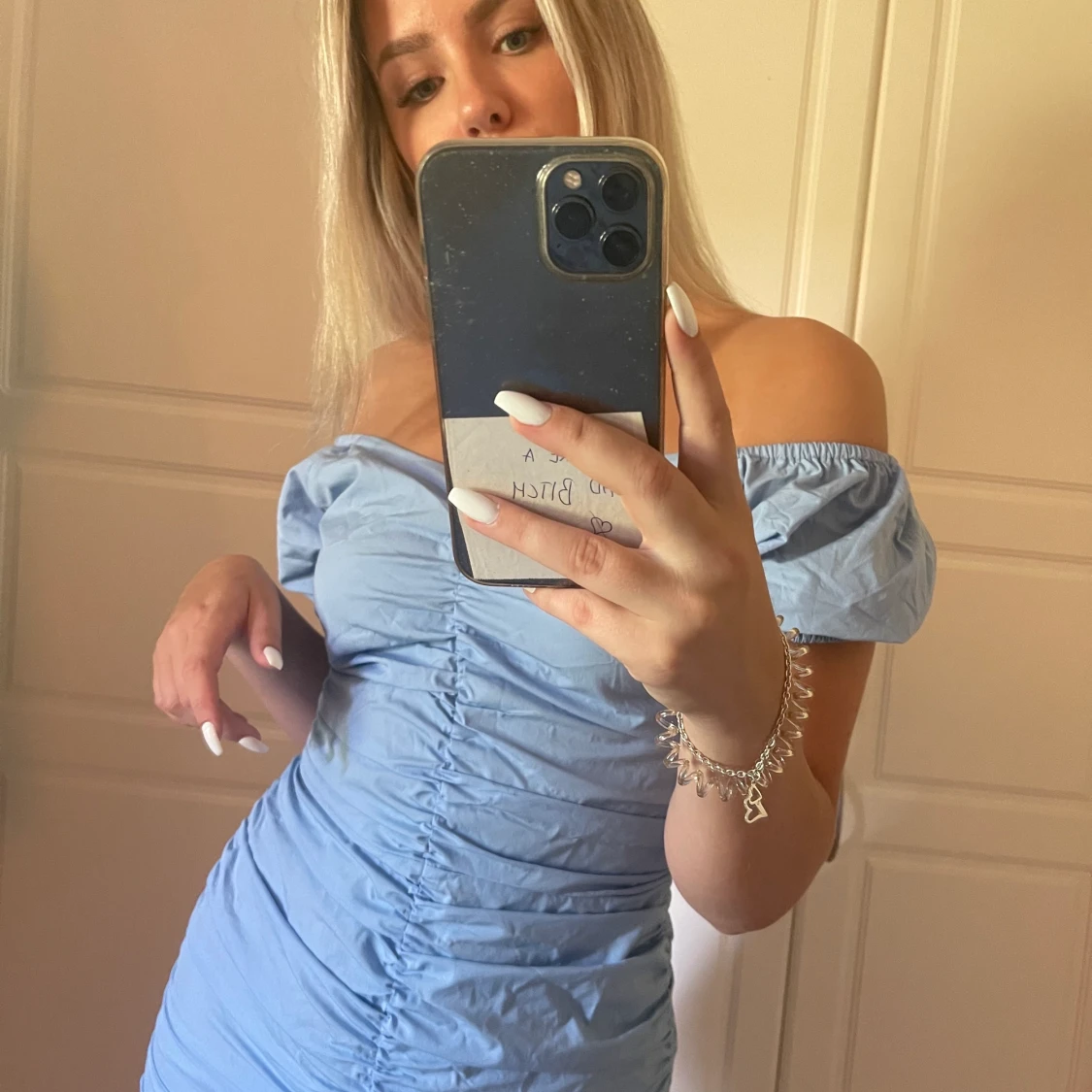 Blå klänning från Gina