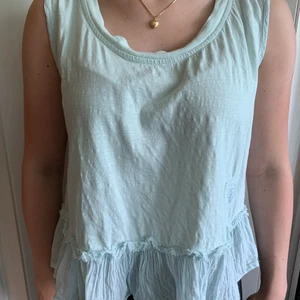 Top linne, Ajlajk  - Nytt snyggt blått linne från Ajlajk som ej har kommit till användning. Stl S.