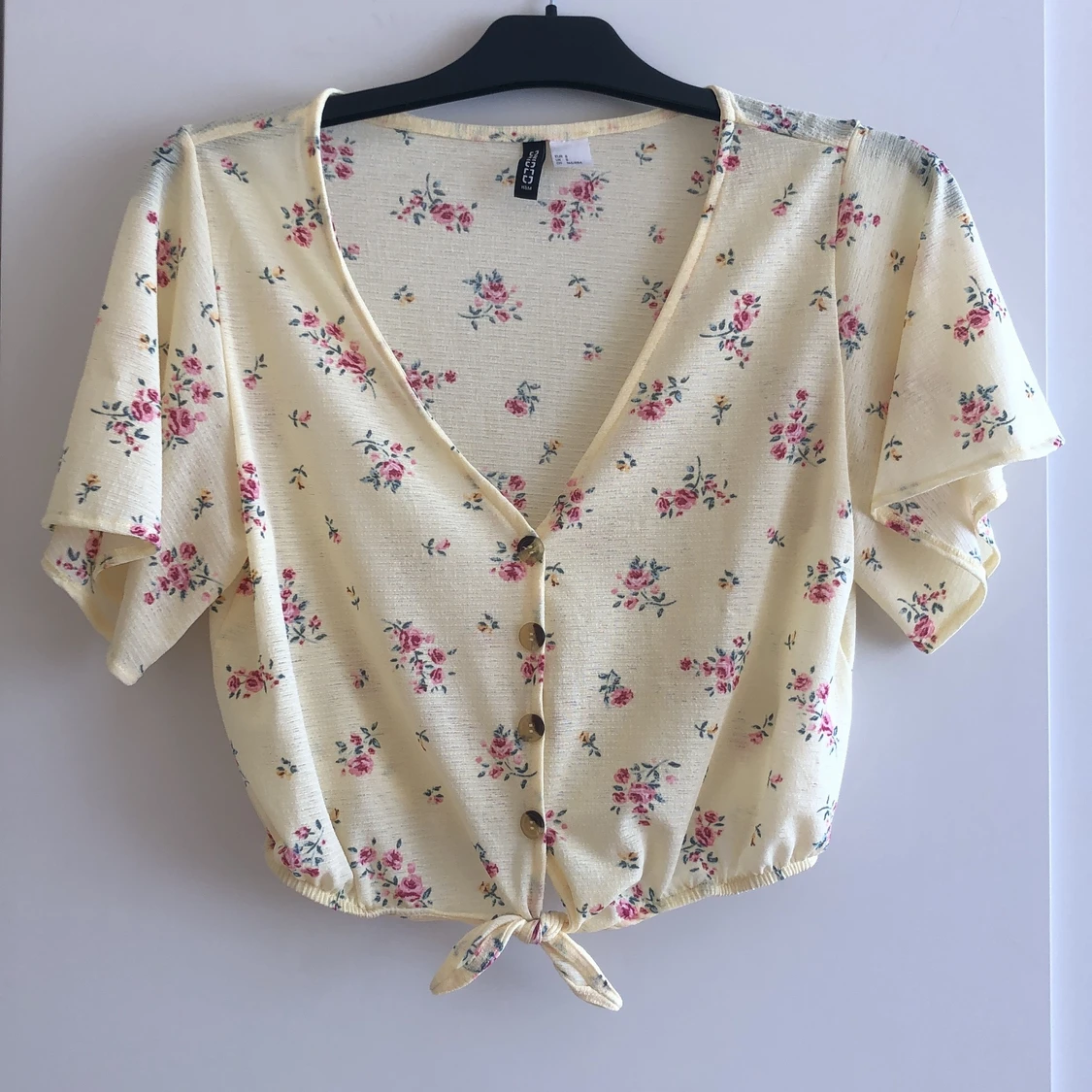 Blommig knytblus blus blommor top gul