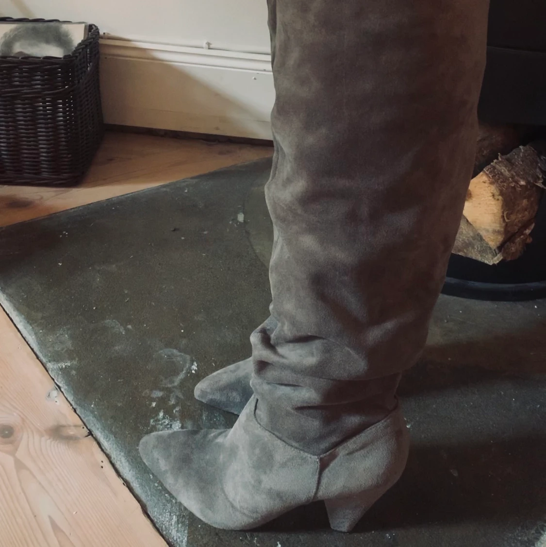 Urban outfitters velvet boots 