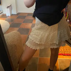En asfin kjol som tyvärr är för stor för mig💕😫