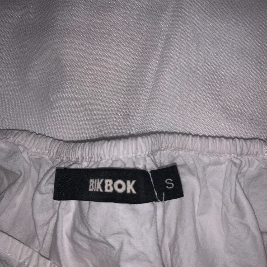 Off shoulder blus - 90