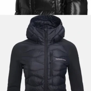 S - M  - Söker dena jackan i storlek s - m för ett rimligt pris helt i svart färg eller mörk blå ☺️