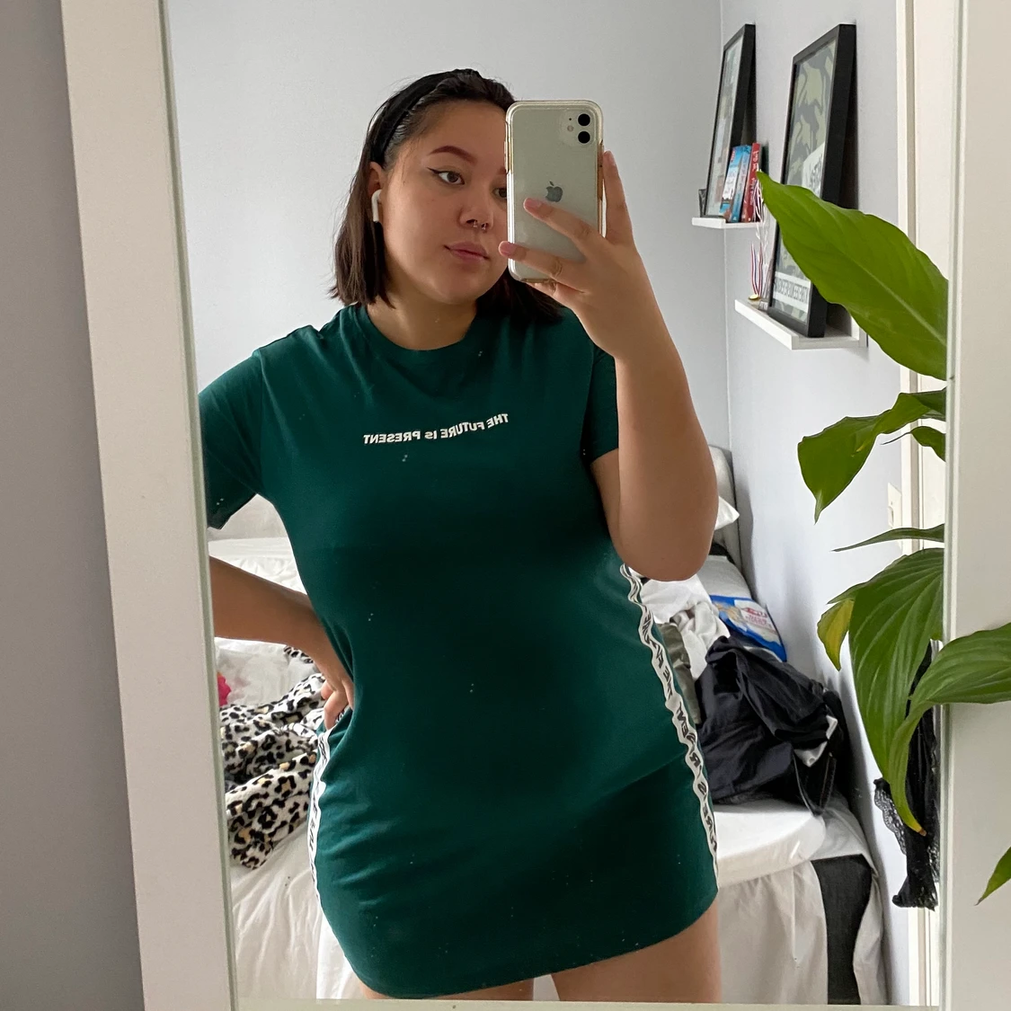 H&M grön klänning med motiv Storlek 38 - 90