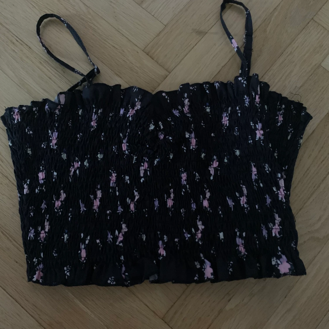 Cropped black pink top  - 91