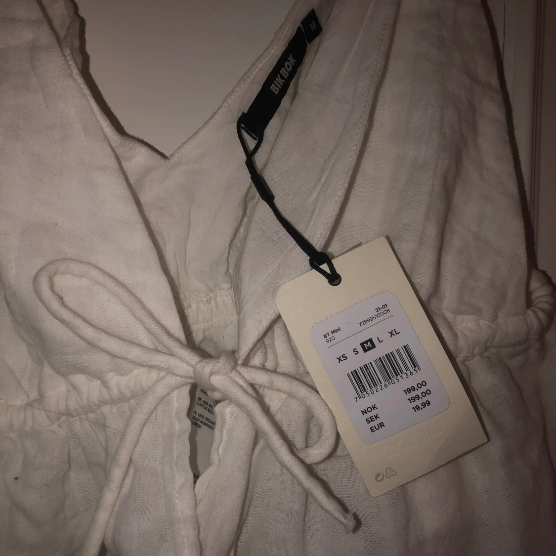 Vitt knyt-linne strlk M - 90