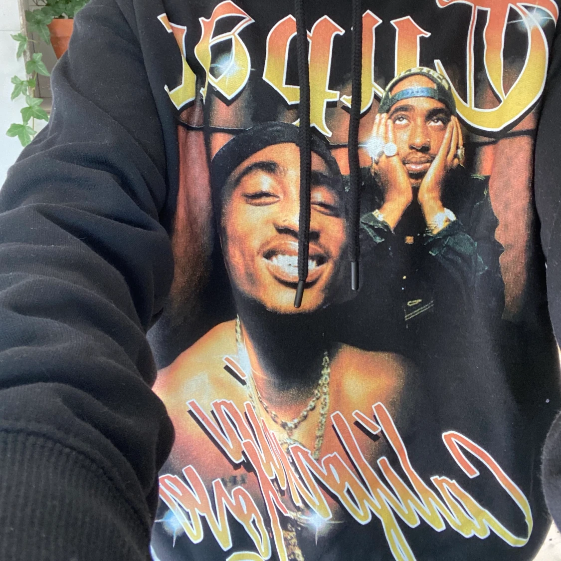Pull and bear hoddie, tupac