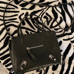 Handväska - Handväska från NAKD. Fint skick!