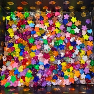 Pärlor  - Till att göra egna halsband osv