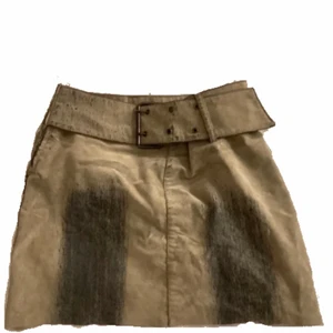 Unik y2k kjol - Jättefin kjol, använder inte längre😿 Frakt mellan 50-79♥️ hör av dig om du har frågor 