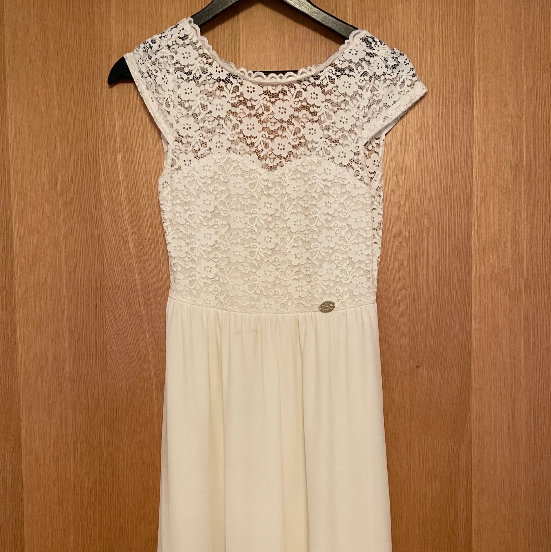 Vit Chiara Forthini klänning