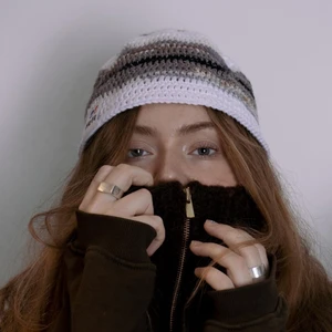 HeYe NR.15 - [Nr.15] ~ 70% av pengarna doneras till organisationen Storasyster ~ Kolla gärna in min Instagram @HeYe_collective