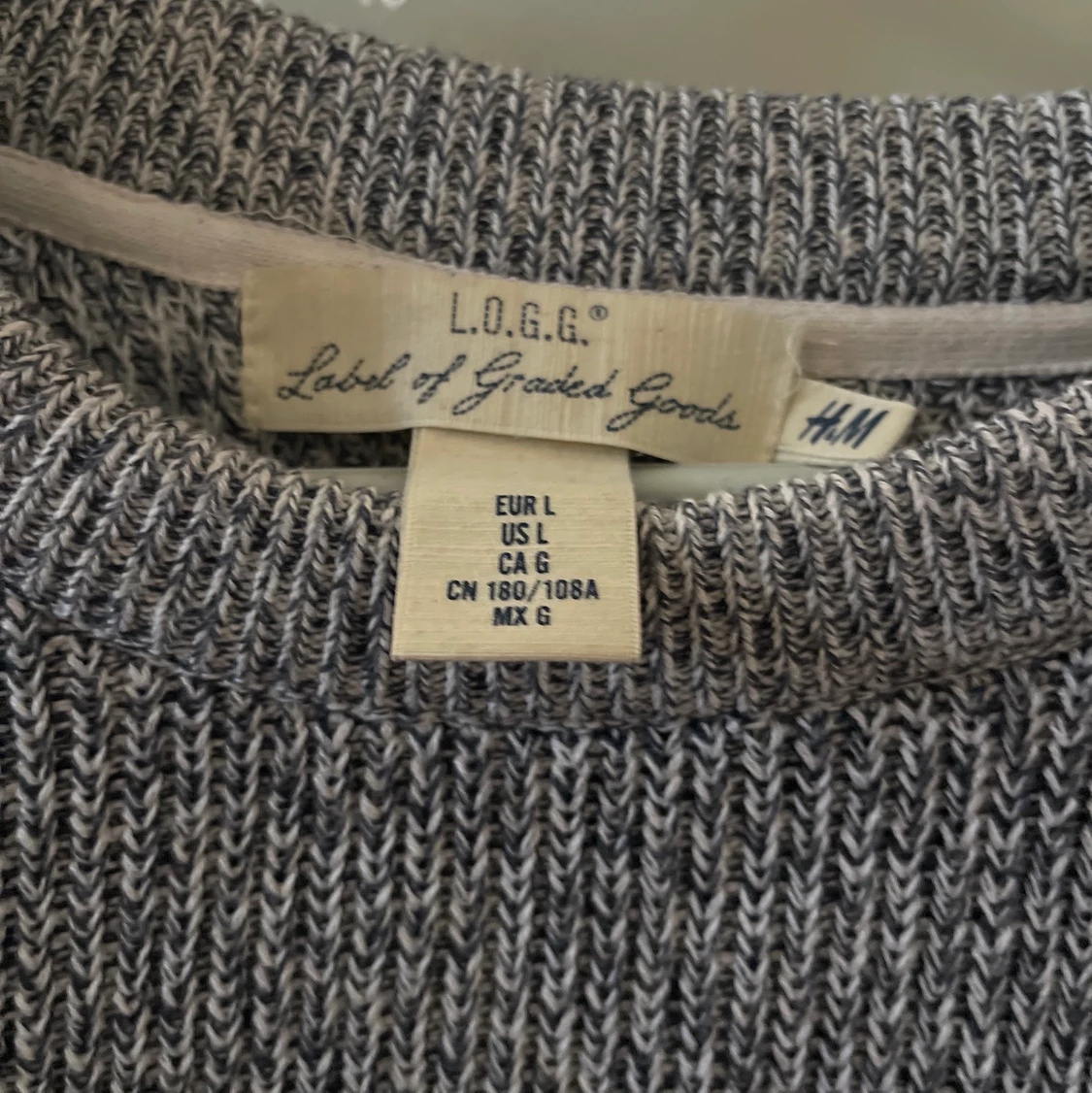 Stickad tröja  - 91