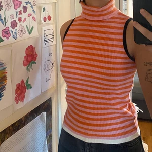 Coolt linne - Ascoolt... linne? Med polokrage. Jättebekvämt också! Frakt inkluderas i priset :)