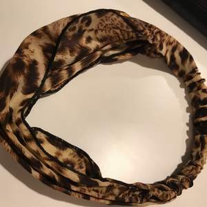 Leopard färgat hårband, passar alla!!!