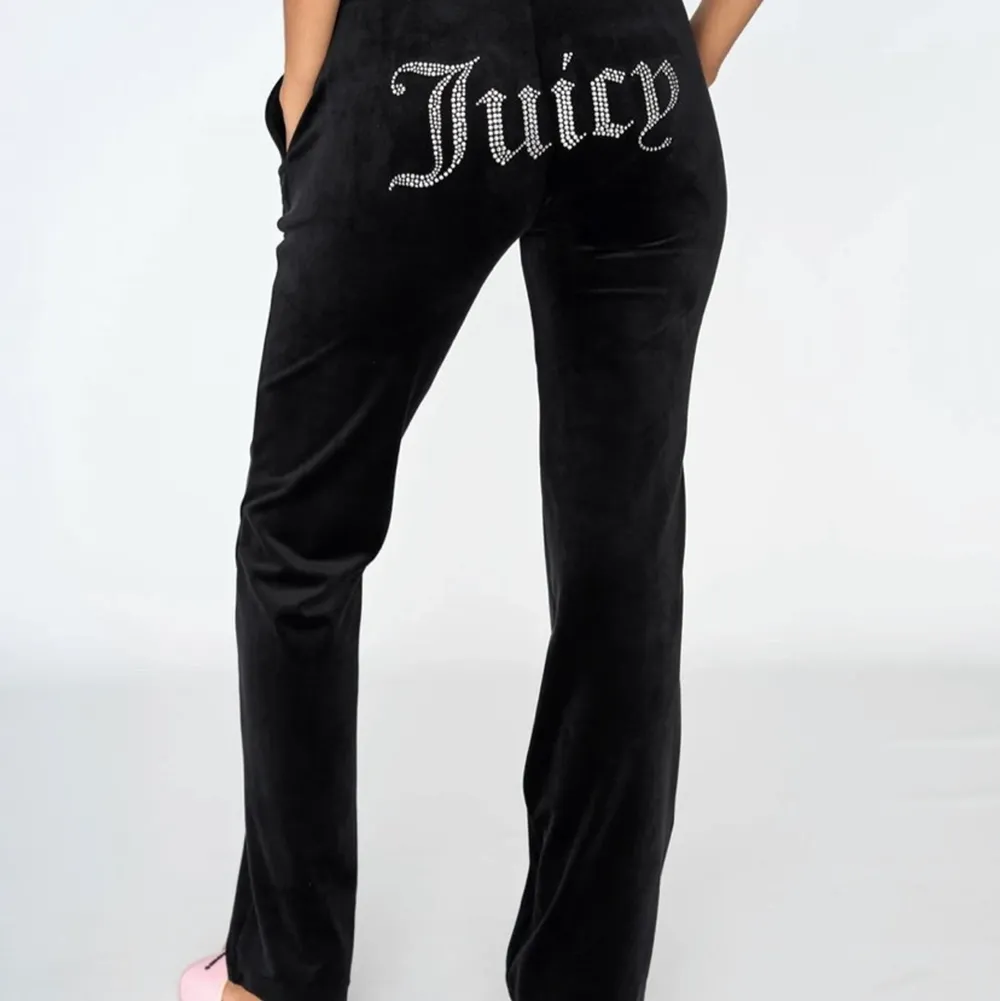 Säljer mina JC byxor i storlek L. Kontakta mig för fler bilder! 350:- inklusive frakt.. Jeans & Byxor.