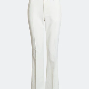 BIK BOK KOSTYM BYXOR, M-L - jätte fina byxor  jag är normalt M så L borde passa också ifall du också är det eftersom storleken i sig  är L 