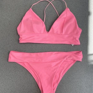 Bikiniset  - Snygga bikini i bra skick