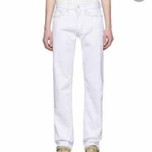 Eytys twill - Säljer mina eytys i modellen cypress då de blivit för små:((( säljs billigt då ena bakfickan saknas. Kan även tänka mig att byta mot samma modell i större storlek