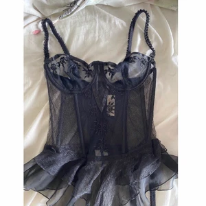 Victoria secret korsett - Sexig Victoria secret korsett liknande underplagg