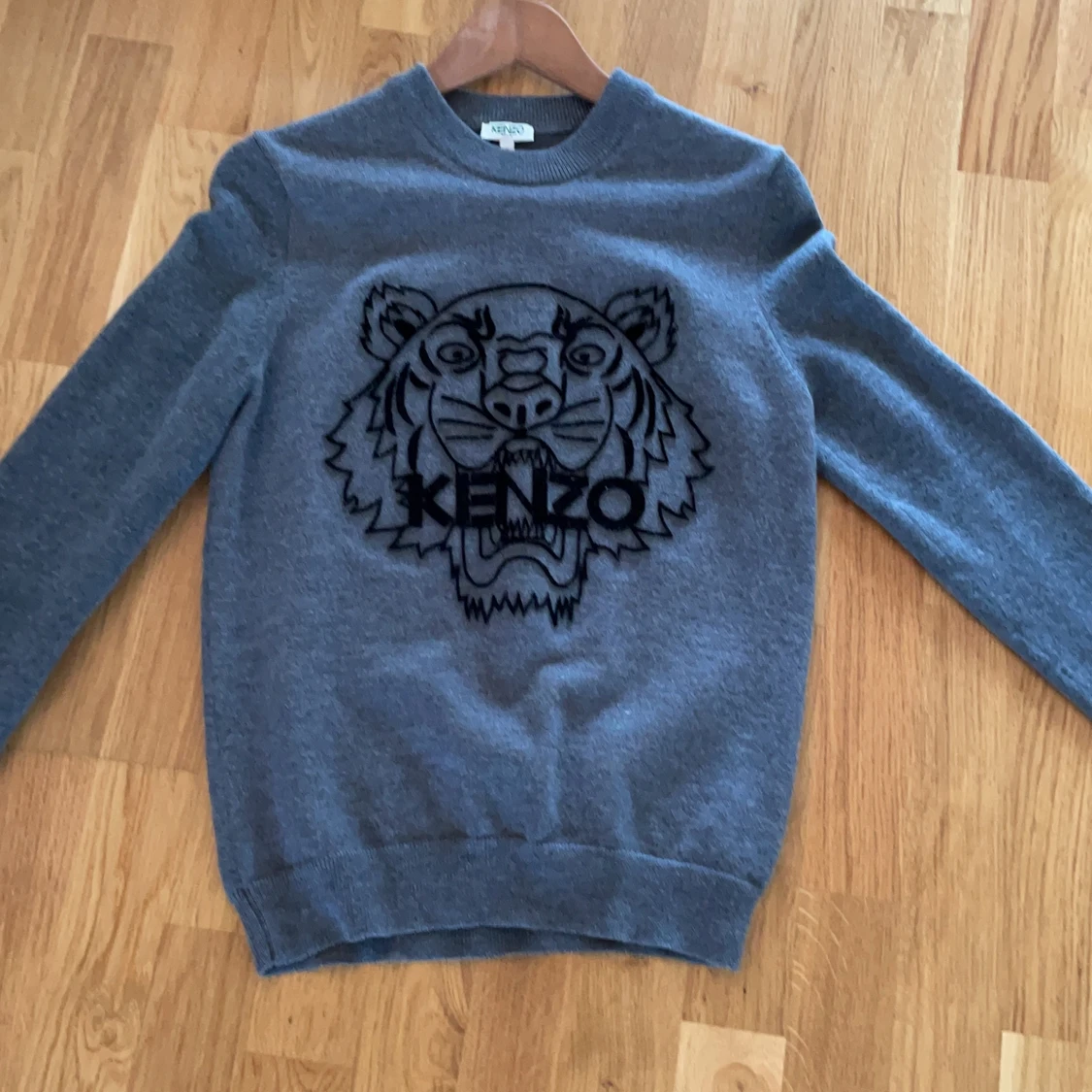 Stickad Kenzo tröja 