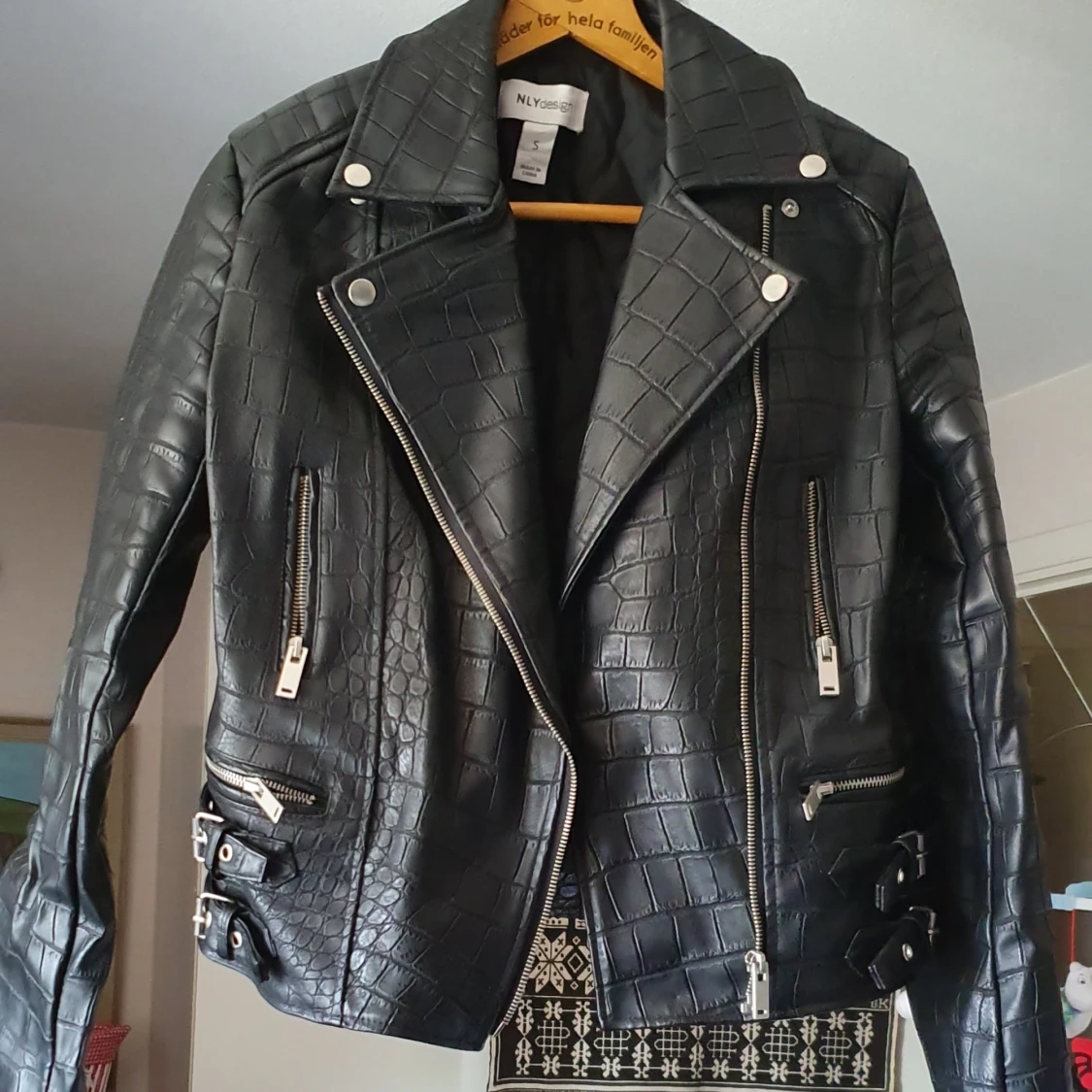 Åkta skin jacka  - 91