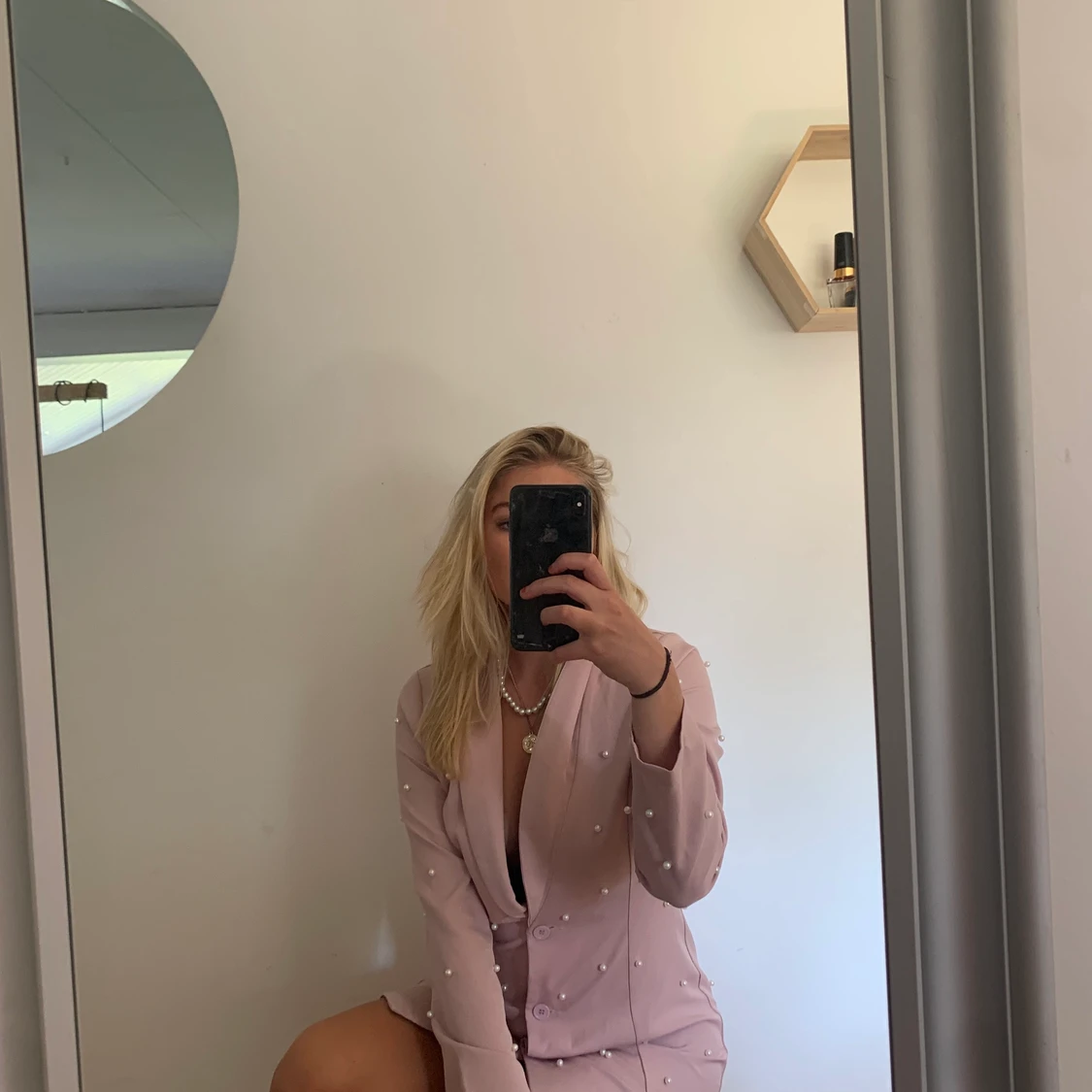 Kavajklänning med pärlor  - 90