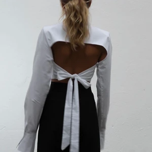 A-DSGN cut out top - Helt oanvänd top från Alice Stenlöfs märke A-DSGN