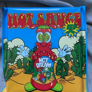 Hot sauce jewel case - 99kr+66kr frakt Eller mötas upp. Man får med 1pc, poster och cd. Om man vill se vem man får skriv privat :3