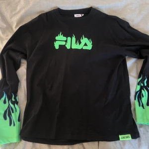 Fila tröja - Fila tröja storlek M, i nyskick.