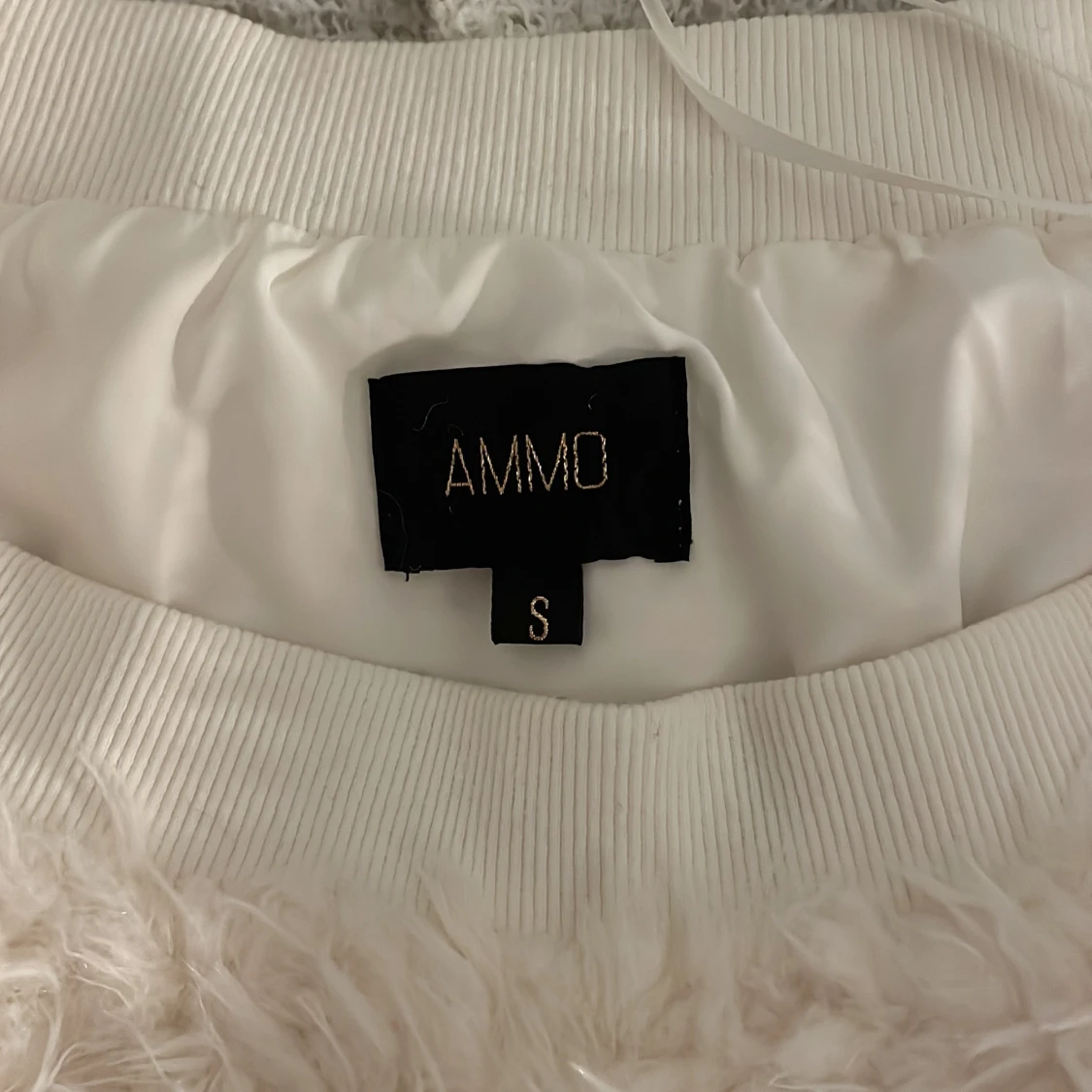 AMMO mysig tröja - 91